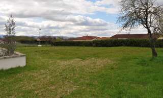 Terrain  1087 m² à vendre à Montmerle-sur-Saône (01090)