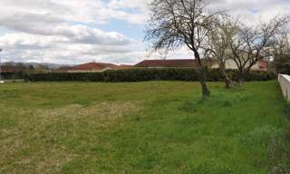 Terrain  1087 m² à vendre à Montmerle-sur-Saône (01090)