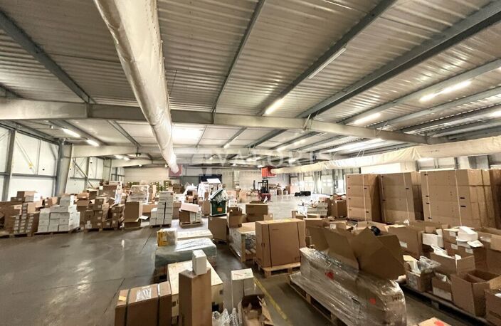 ENTREPOT - LOGISTIQUE à LOUER — photo 2