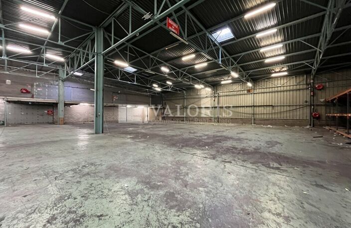 ENTREPOT - LOGISTIQUE à LOUER — photo 2