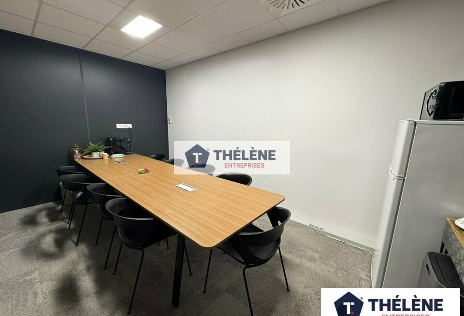 BUREAUX à VENDRE — photo 1