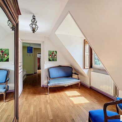 Maison 7 pièces 483000 €