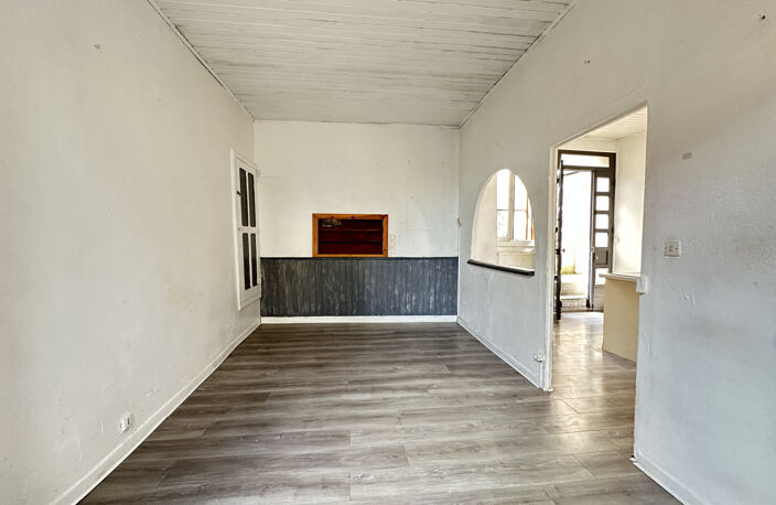 Maison de village de 67m2 ~2 Chambres ~ 1 cour de 55 m2 ~ 1 — photo 2
