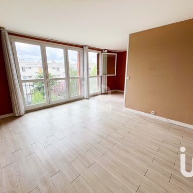 Appartement 4 pièces 185000 €