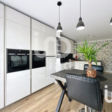 Maison 8 pièces 495000 €