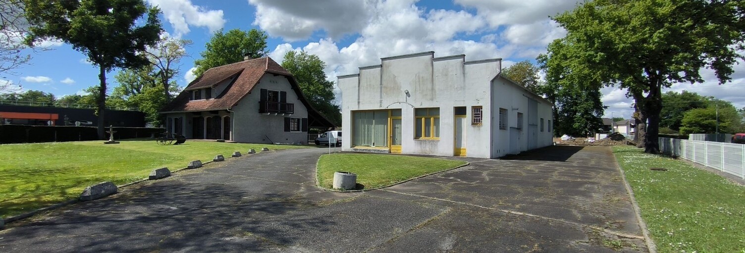 Commerce  435 m² à vendre à Mourenx (64150)
