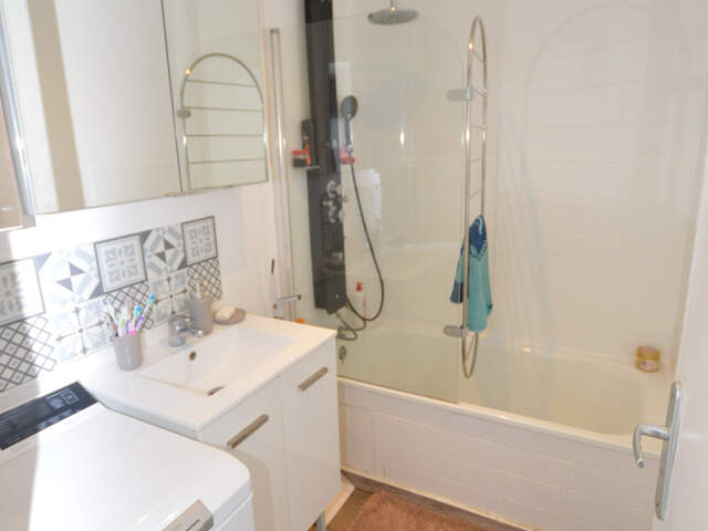 Appartement vendu loué - VAULX EN VELIN — photo du bien