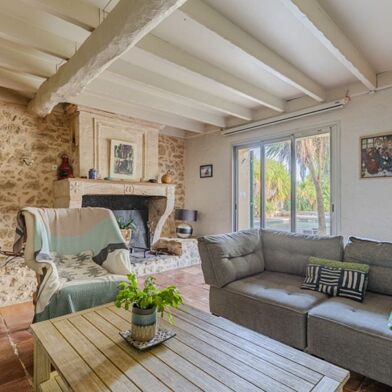 Maison 6 pièces 409998 €