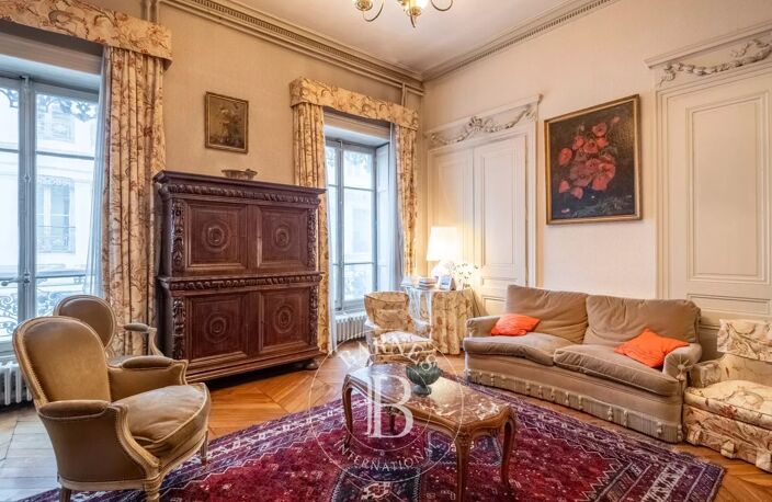 Lyon 1er - TERREAUX - Appartement bourgeois - 123m² - 3 chambres — photo 2