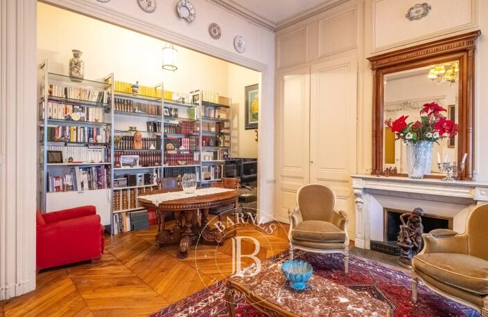 Lyon 1er - TERREAUX - Appartement bourgeois - 123m² - 3 chambres — photo 3