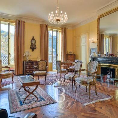 Appartement 11 pièces 1667000 €