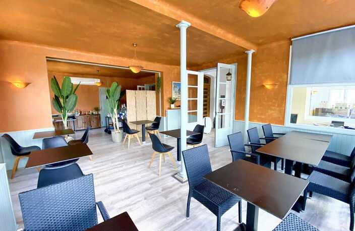 ANCIEN HÔTEL-RESTAURANT , PISCINE COUVERTE — photo 5