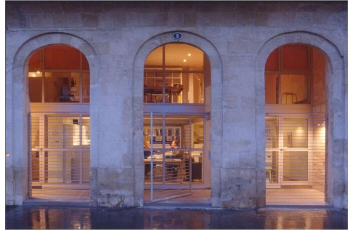 LOCAL COMMERCIAL QUAI DE BACALAN — photo 2