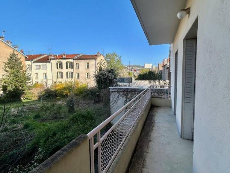 APPARTEMENT T3 - 70m² - 1er étage -BALCON ! — photo 1