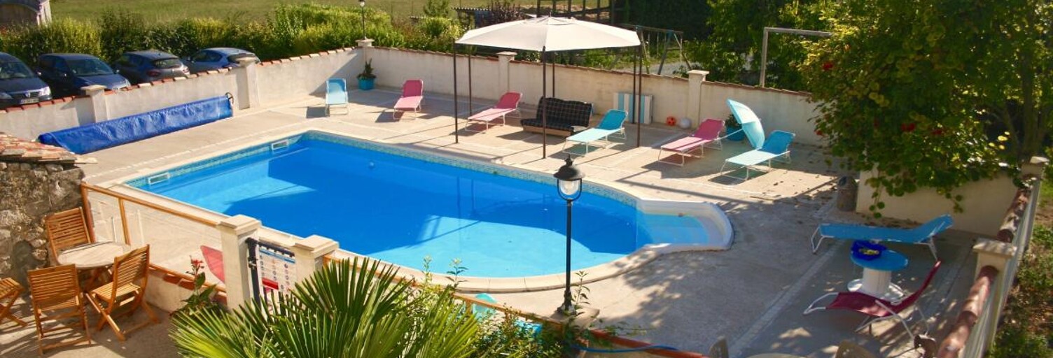 Maison 19 Pièces 600 m² à vendre à Fléac-sur-Seugne (17800)