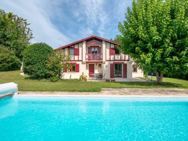ANGLET - MAISON  DE 130 M² — photo du bien