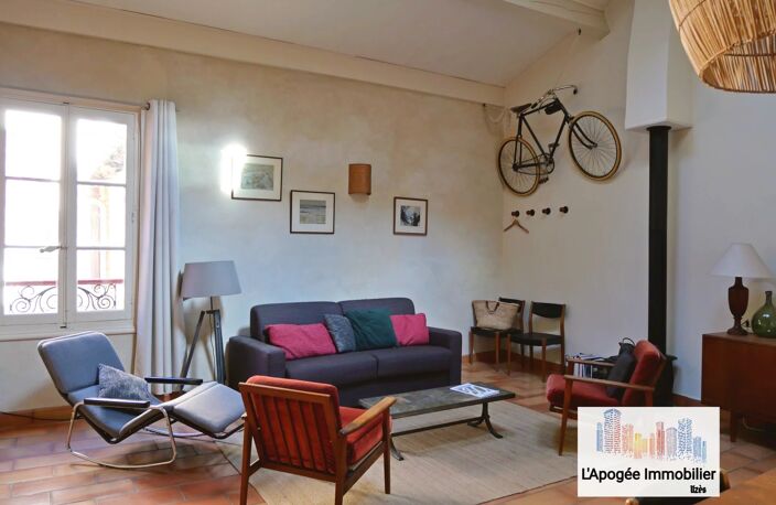 T2 plein de charme au cœur de la vieille ville, dans un immeuble — photo 2