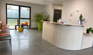 Bureau 7 Pièces 337 m² à vendre à Isneauville (76230)