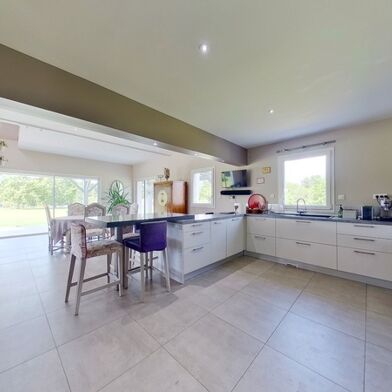 Maison 6 pièces 427000 €