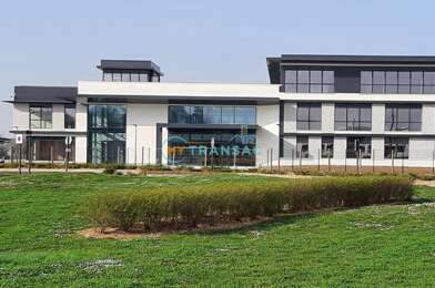 Local industriel  4800000 €