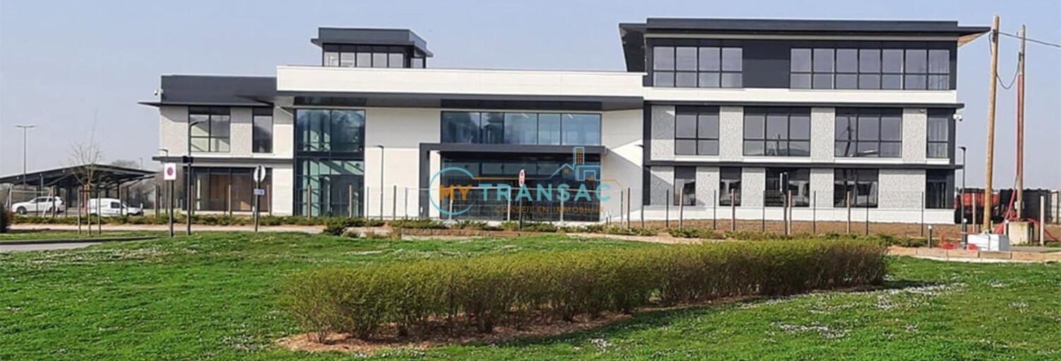 Local industriel  3000 m² à vendre à Varennes-Jarcy (91480)