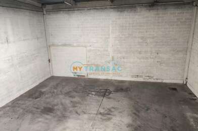 Local industriel  5775 €