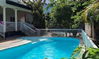 Maison 6 Pièces 196 m² à vendre à Sainte-Suzanne (97441)