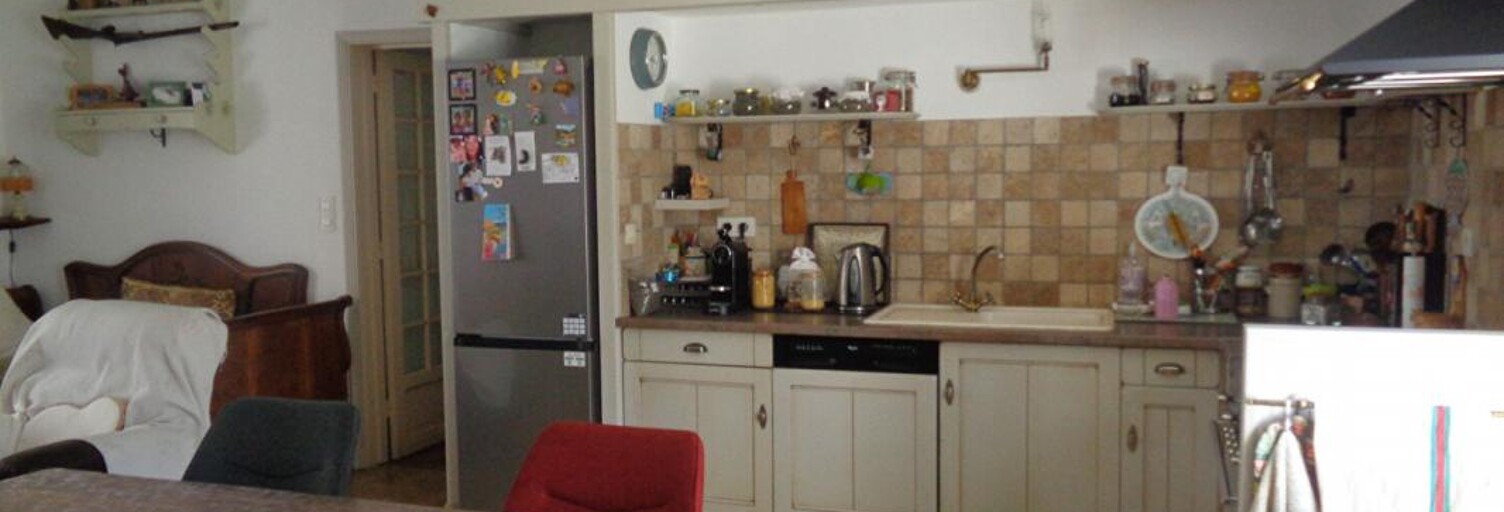 Maison 11 Pièces 200 m² à vendre à Saint Bonnet-Laval (48600)