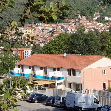 Immeuble  900000 €