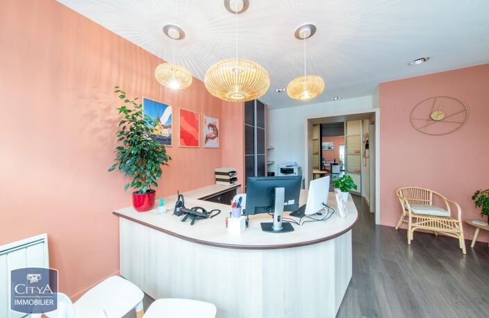 Vente immeuble   Poitiers (86000) — photo 2