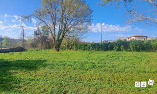 Terrain  1878 m² à vendre à Saint-Julien-sur-Garonne (31220)