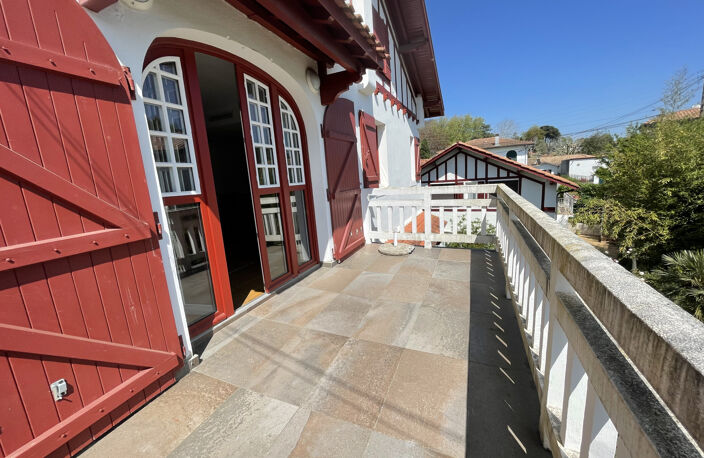 Maison de caractère dans le quartier prisé d'Aice Errota — photo 3