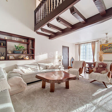 Maison 6 pièces 850000 €