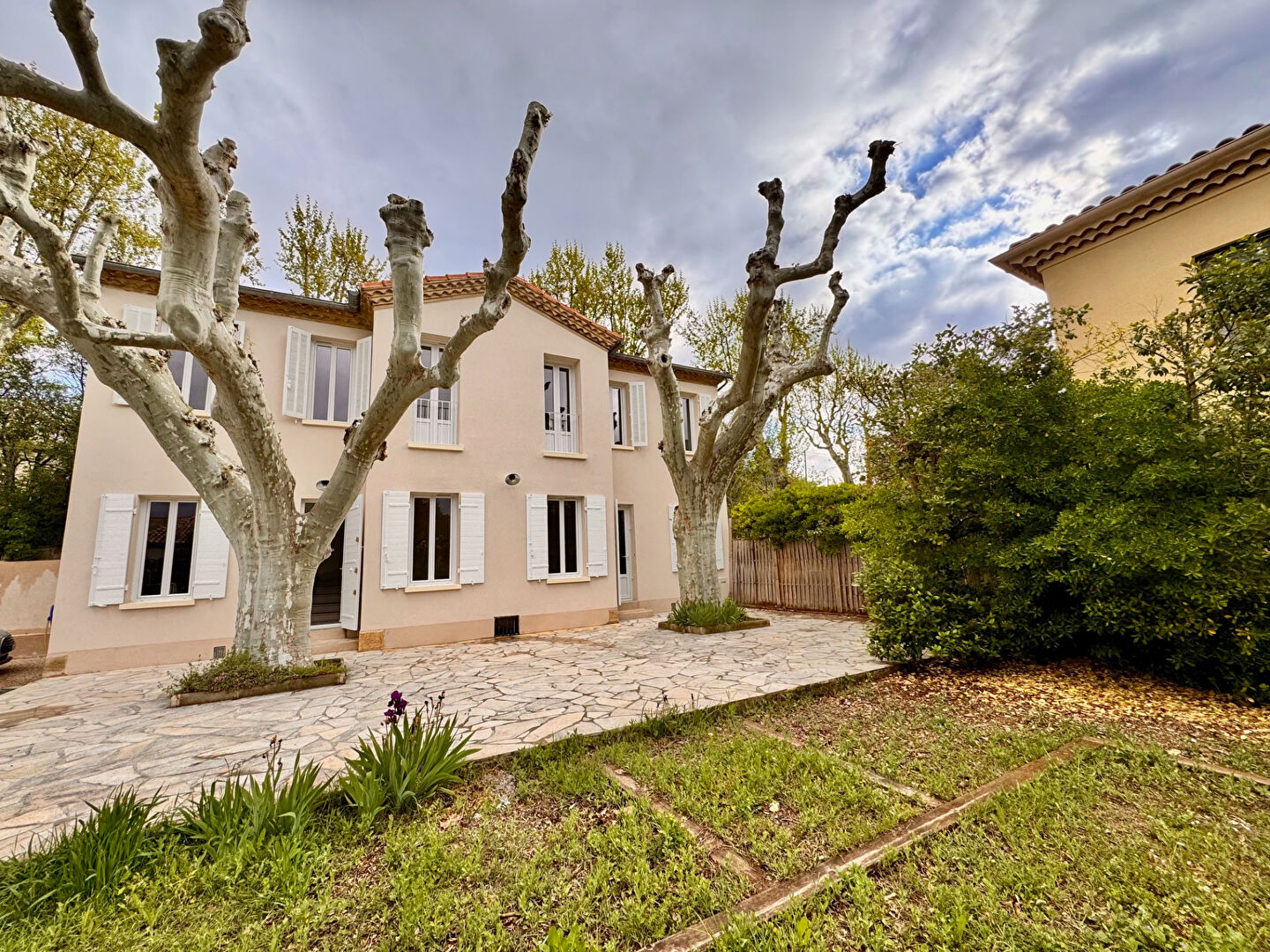 Villa / Maison 3 pièces  à louer Aix-en-Provence 13090