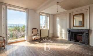 Maison 9 Pièces 300 m² à vendre à Saint-Germain-Nuelles (69210)