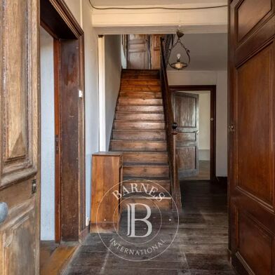 Maison 9 pièces 360000 €