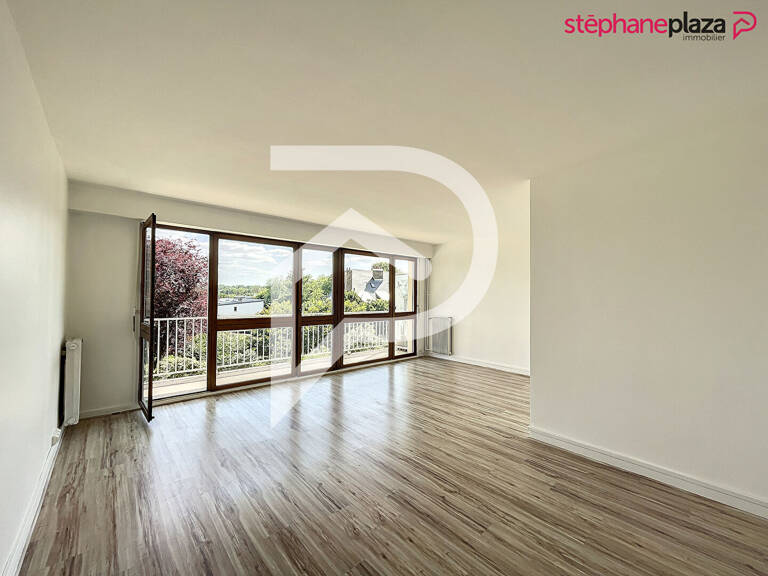 SAINT CLOUD (Rue Sevin Vincent) - 3 pièces de 85 m² avec Box ... — photo 1