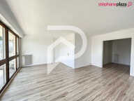 SAINT CLOUD (Rue Sevin Vincent) - 3 pièces de 85 m² avec Box ... — photo 2
