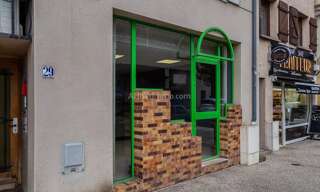 Commerce  135 m² à vendre à Bourgoin-Jallieu (38300)