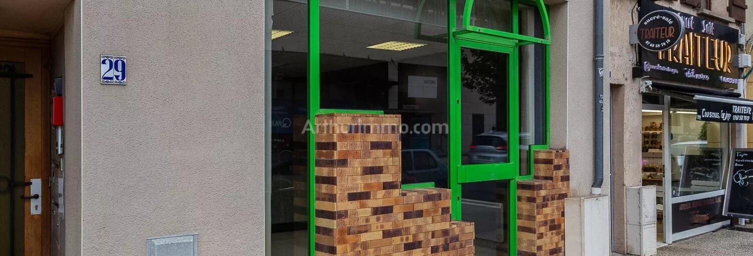 Commerce  135 m² à vendre à Bourgoin-Jallieu (38300)