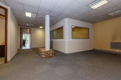 Commerce  179000 €