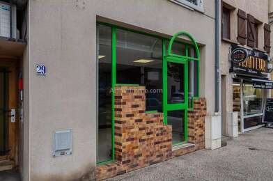 Commerce  179000 €