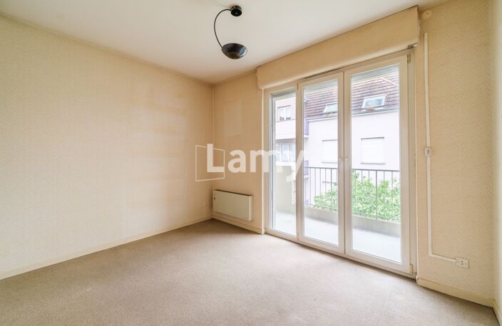 F3 avec balcon et garage quartier St-Joseph — photo 3