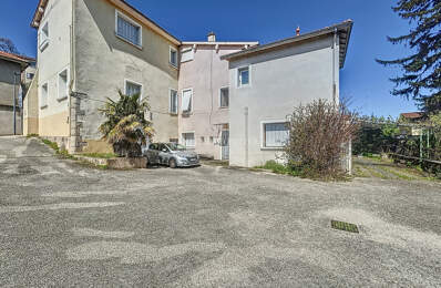 À vendre   Appartement T3 de 76 m2 avec garage et cave à Gri — photo du bien