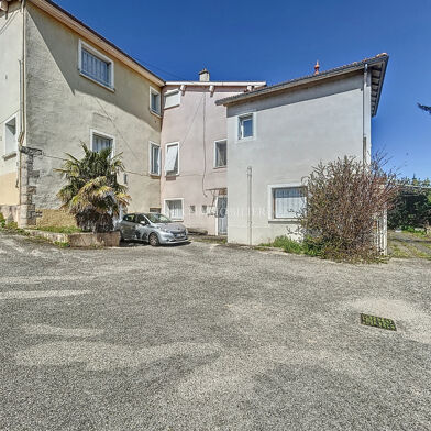 Appartement 3 pièces 130000 €
