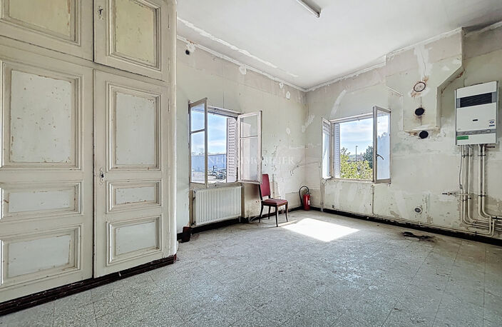 À vendre   Appartement T3 de 76 m2 avec garage et cave à Gri — photo 2