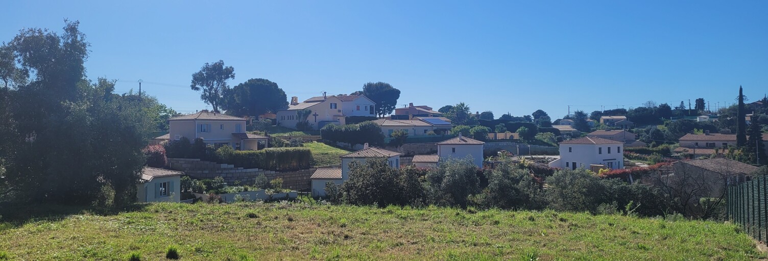 Terrain 2071 m² à construire Saint-Laurent-du-Var (06700)