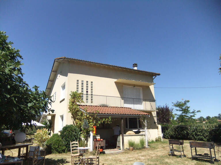maison avec piscine au calme proche de Simorre — photo 1