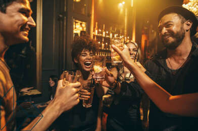 Commerce  275800 €