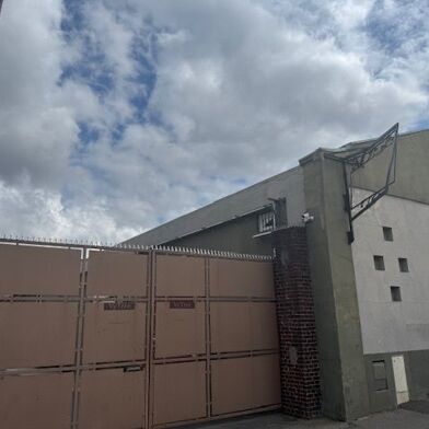 Bureau 7 pièces 19040 €